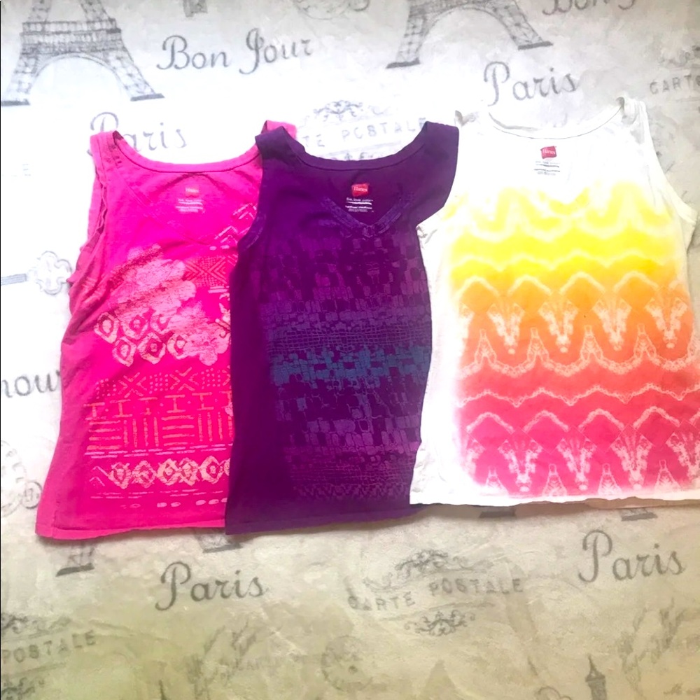 Lot of 3 Hanes tank tops womens medium